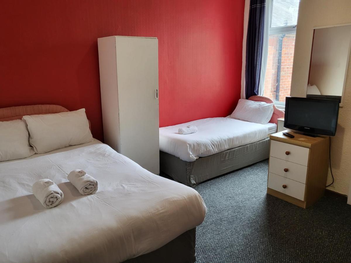 Tulip Hotel Блекпул Екстериор снимка