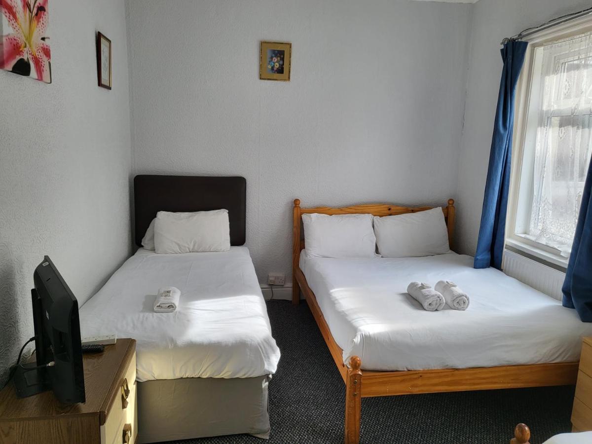Tulip Hotel Блекпул Екстериор снимка