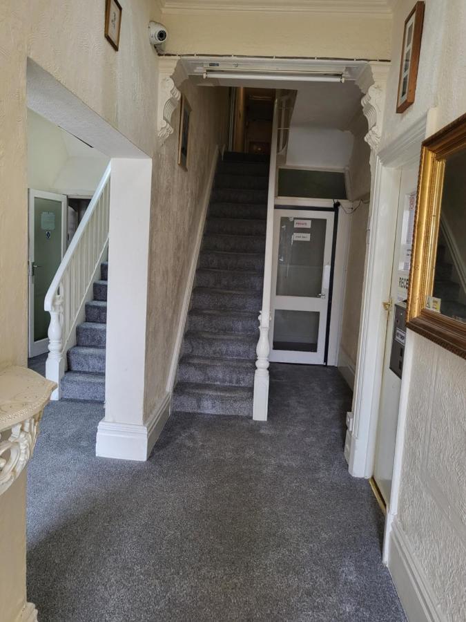 Tulip Hotel Блекпул Екстериор снимка